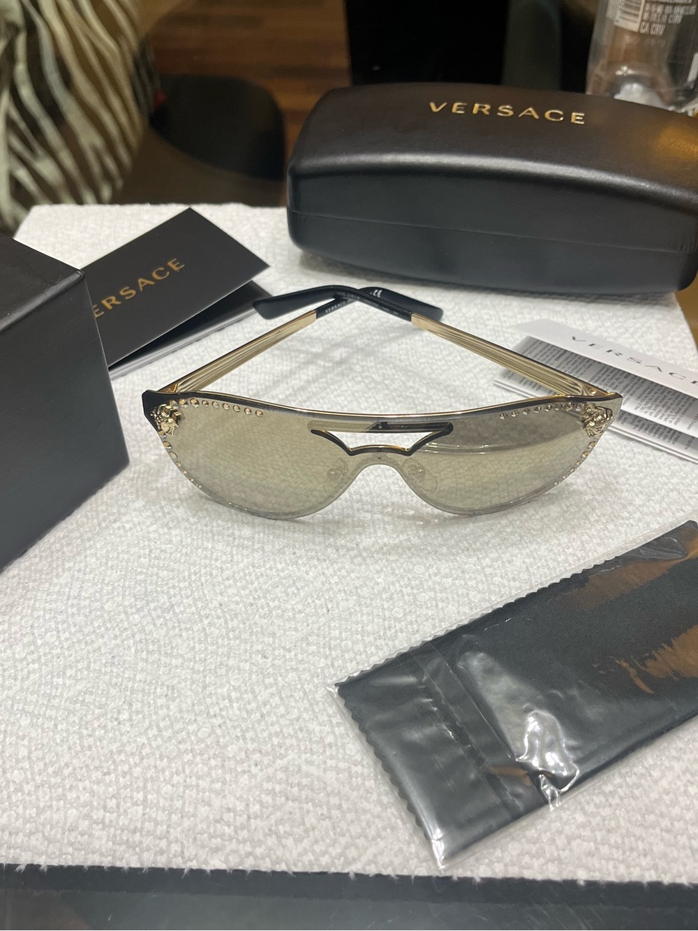 NIB Versace Rhinestone Sunglasses - Picture 7 of 11